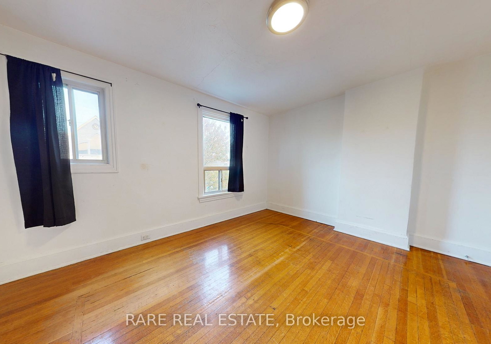 640-crawford-street-toronto-ontario-c12559050