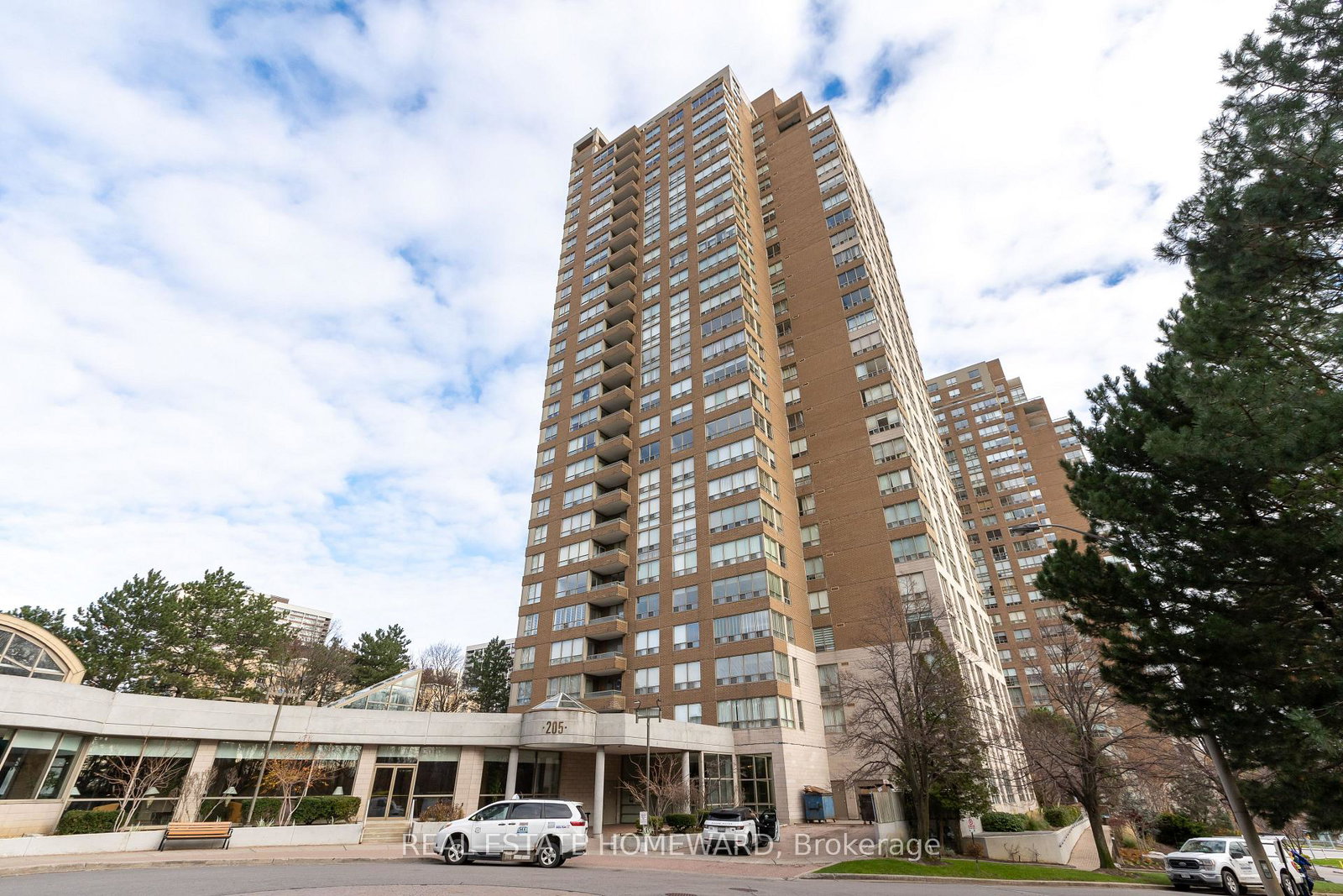205-wynford-drive-east-york-ontario-c12559080