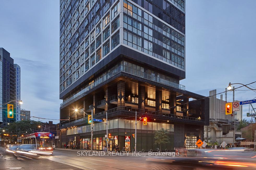 181-dundas-street-e-toronto-ontario-c12559108