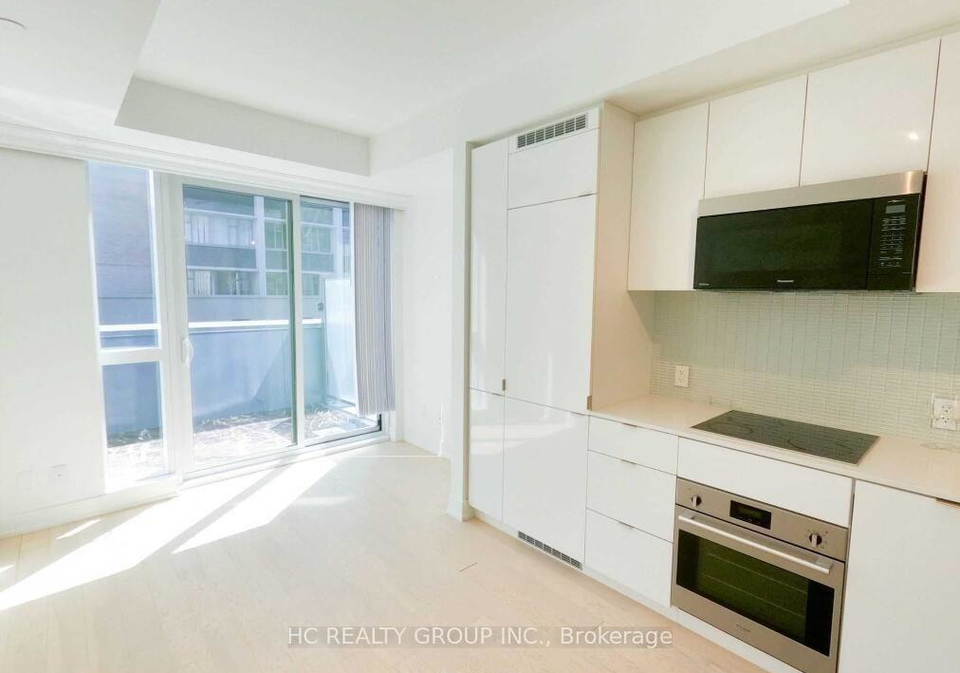 7-grenville-street-toronto-ontario-c12559138