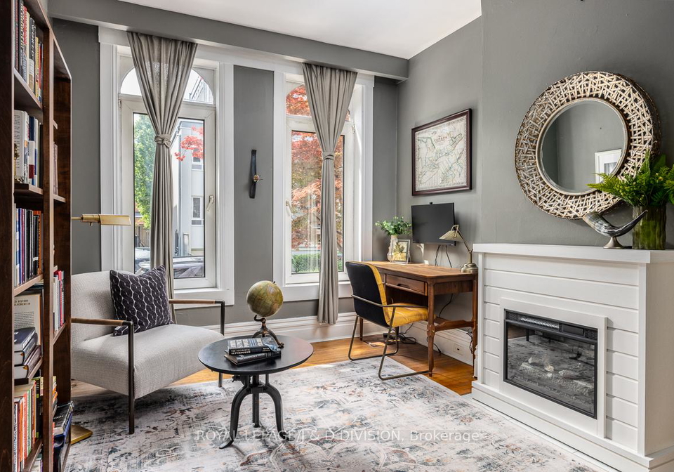 16-boswell-avenue-toronto-ontario-c12559154