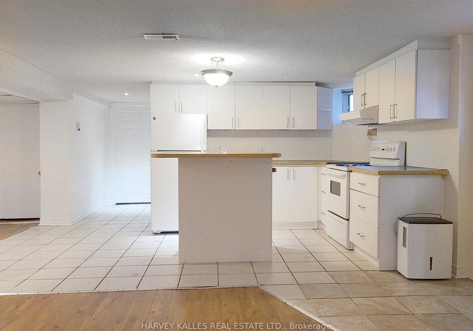 600-huron-street-toronto-ontario-c12559600