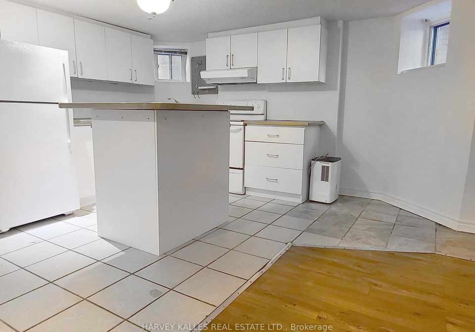 600-huron-street-toronto-ontario-c12559600