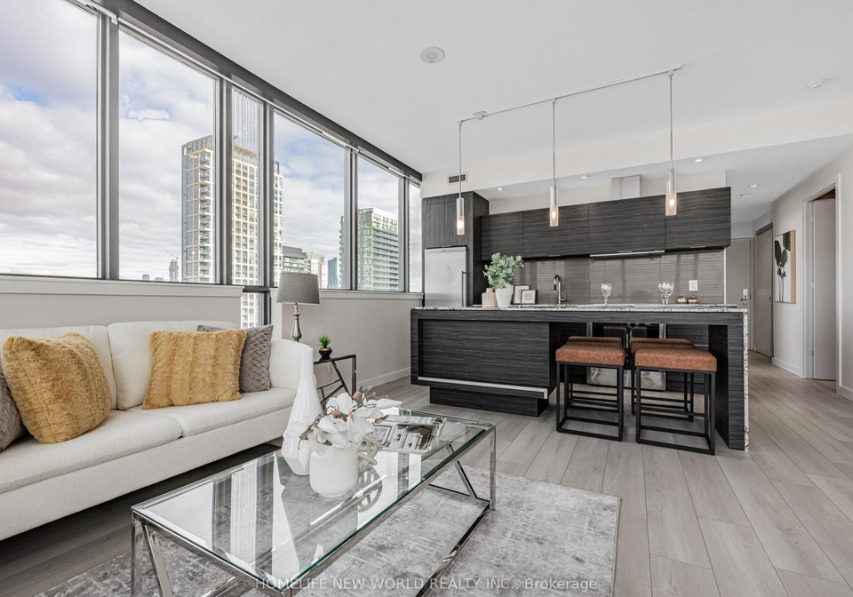 8-charlotte-street-toronto-ontario-c12559646
