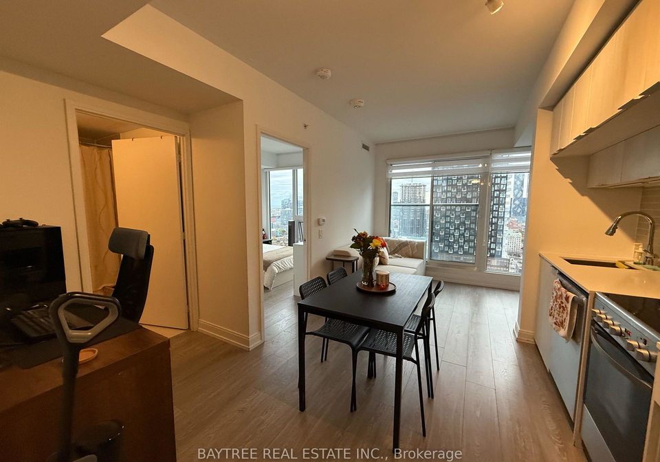 181-dundas-street-e-toronto-ontario-c12559940