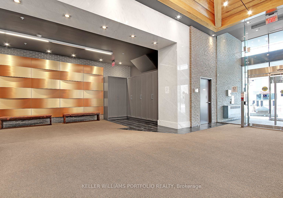 210-simcoe-street-toronto-ontario-c12559964