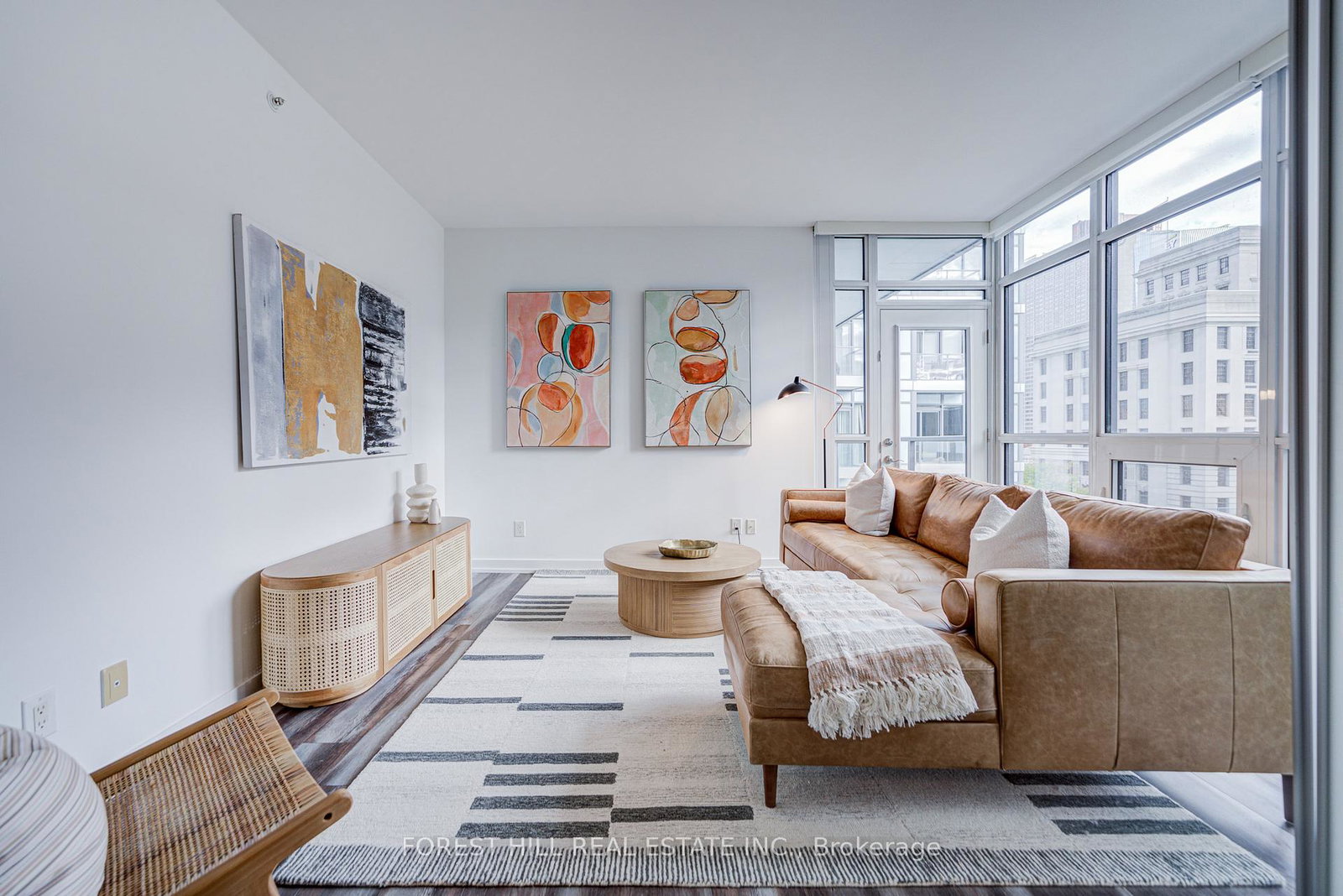 210-simcoe-street-toronto-ontario-c12560236