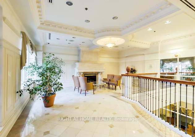 18-sommerset-way-north-york-ontario-c12560286