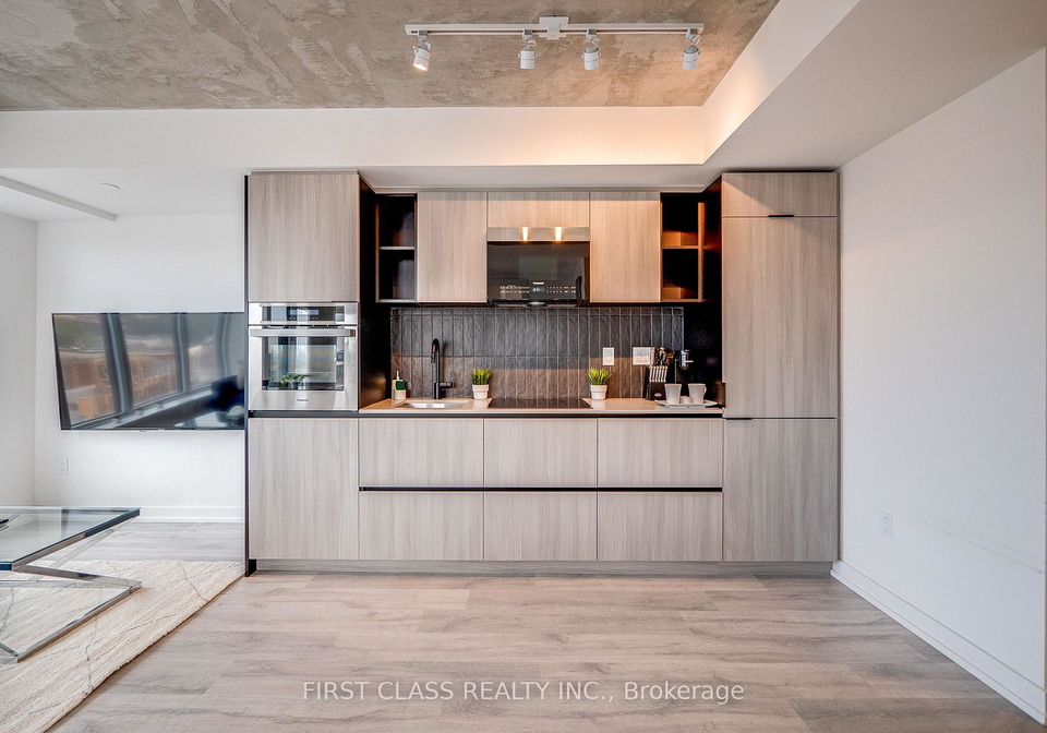 2-augusta-avenue-toronto-ontario-c12560622