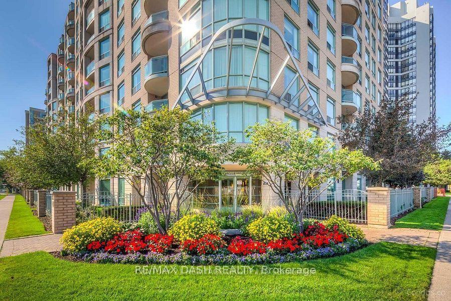 8-pemberton-avenue-north-york-ontario-c12560910