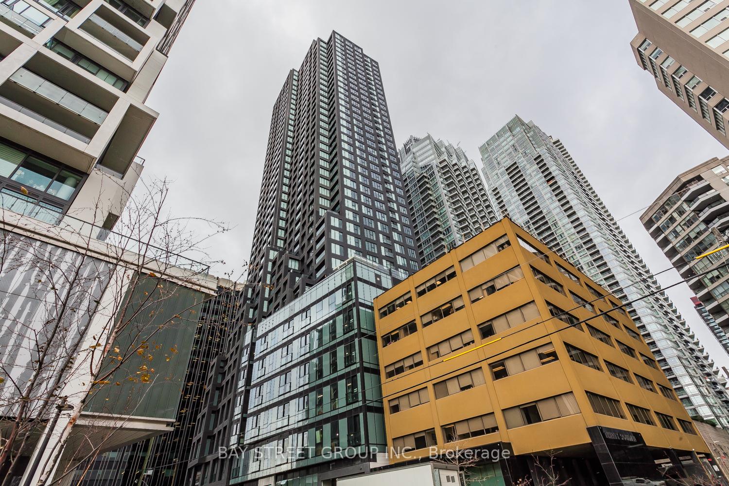 20-soudan-avenue-toronto-ontario-c12561176