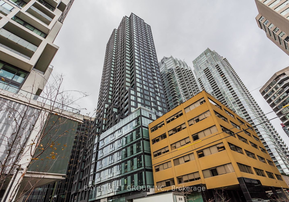 20-soudan-avenue-toronto-ontario-c12561176