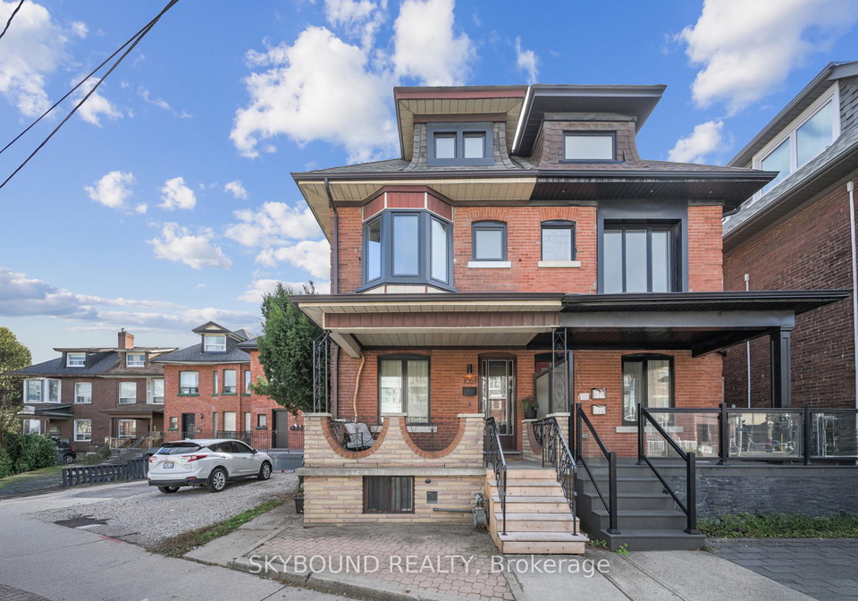 1051-college-street-toronto-ontario-c12561222