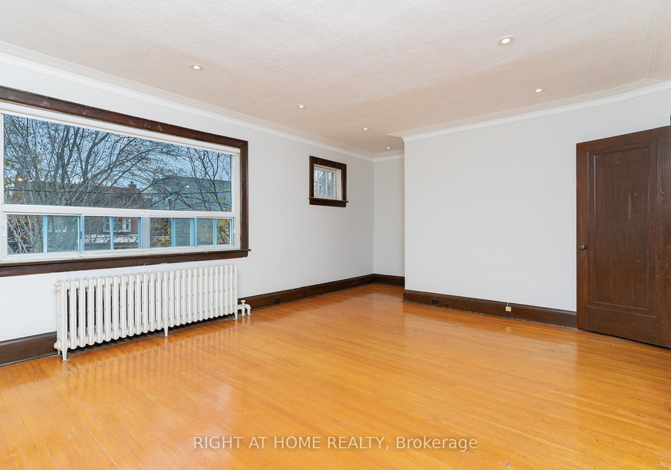 262-soudan-avenue-toronto-ontario-c12561310