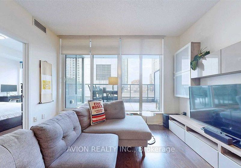 88-sheppard-avenue-e-north-york-ontario-c12561318