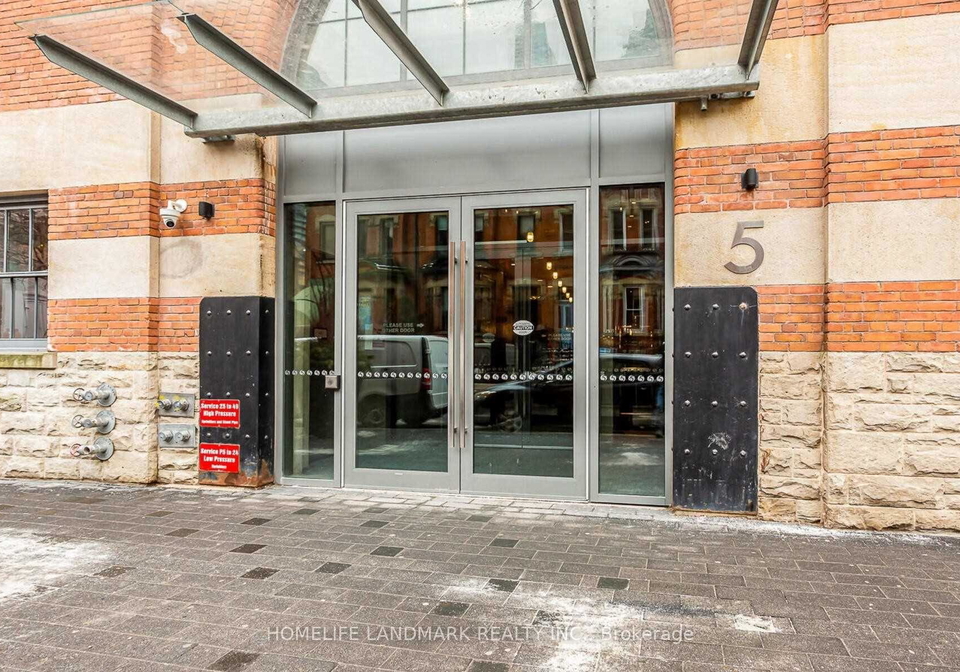 5-st-joseph-street-n-toronto-ontario-c12561580