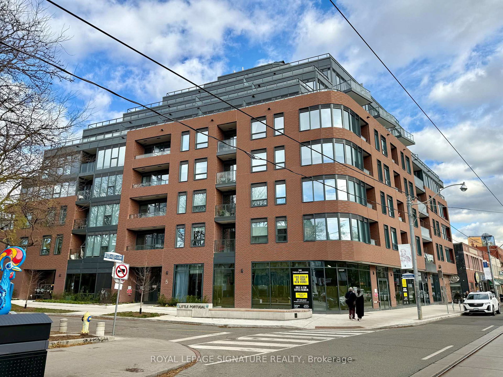 5-lakeview-avenue-toronto-ontario-c12561874