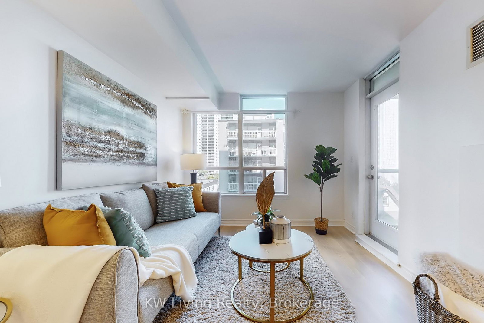 225-wellesley-street-e-toronto-ontario-c12561892