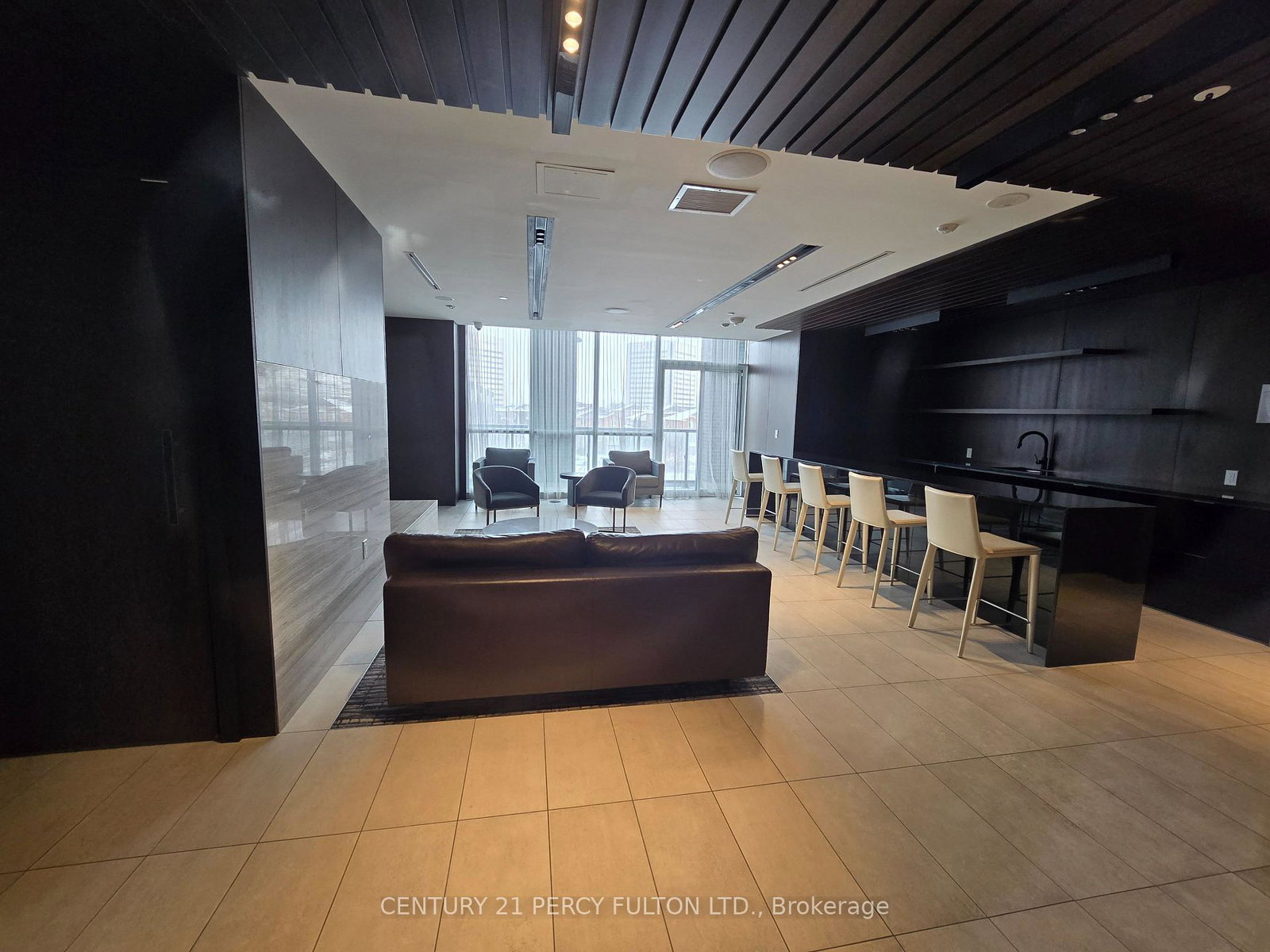 2-sonic-way-east-york-ontario-c12562018
