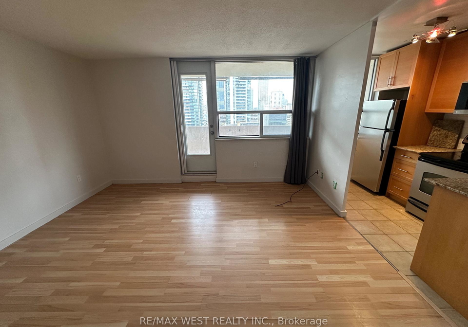 40-homewood-avenue-toronto-ontario-c12562042