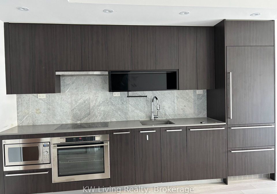 117-mcmahon-drive-north-york-ontario-c12562392