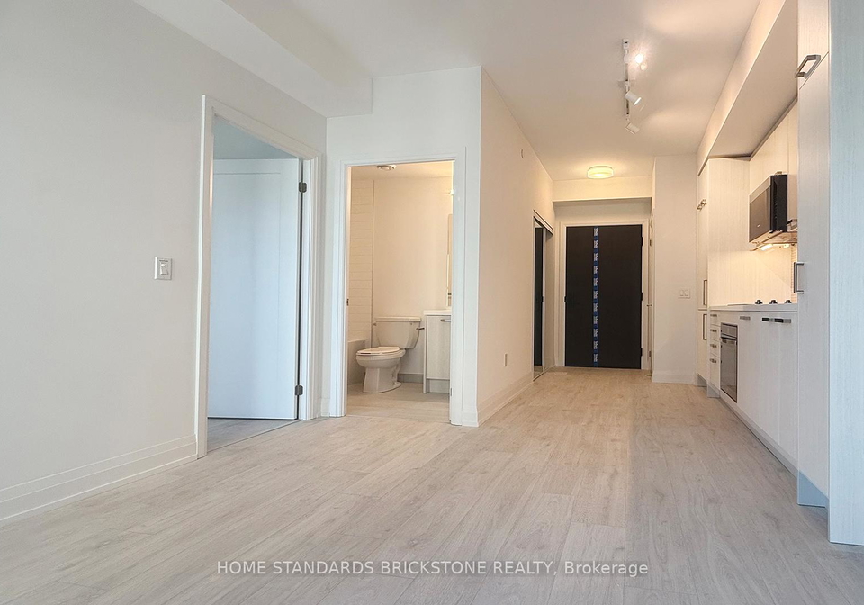 20-soudan-avenue-toronto-ontario-c12562860