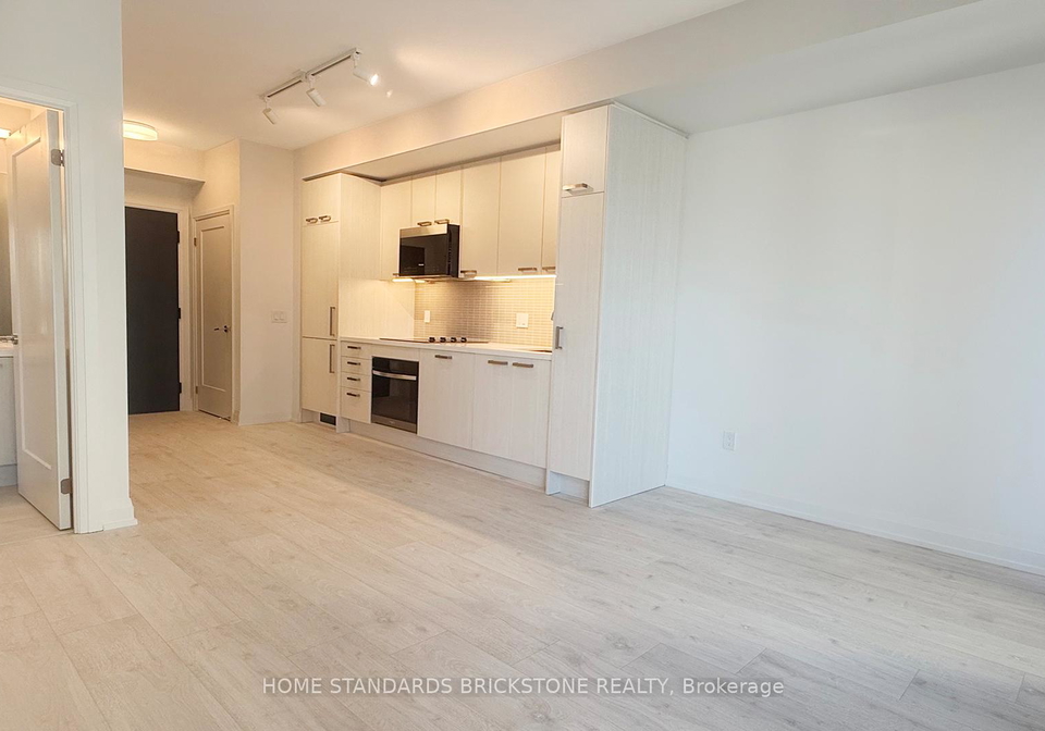20-soudan-avenue-toronto-ontario-c12562860