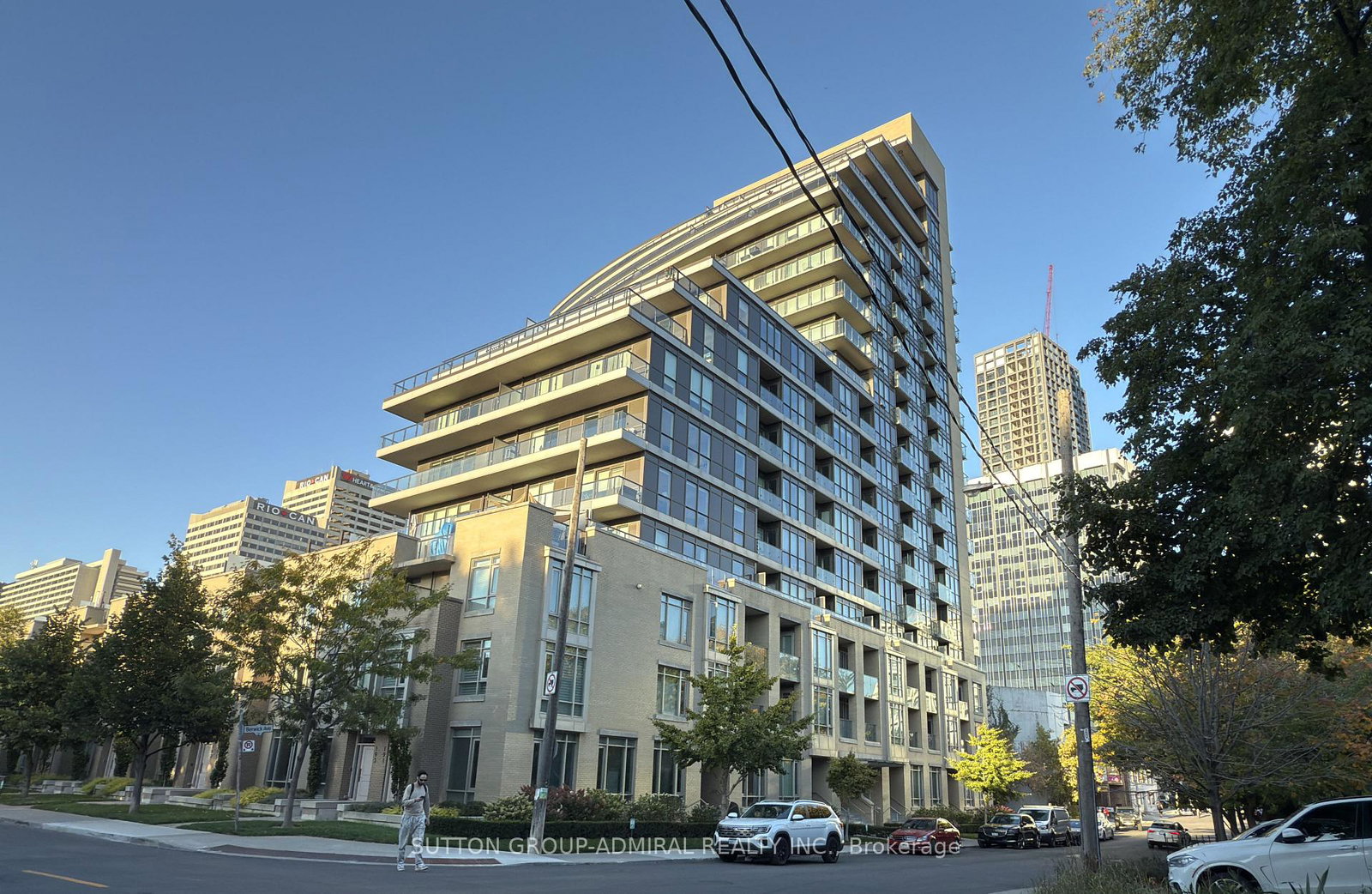 60-berwick-avenue-toronto-ontario-c12562988