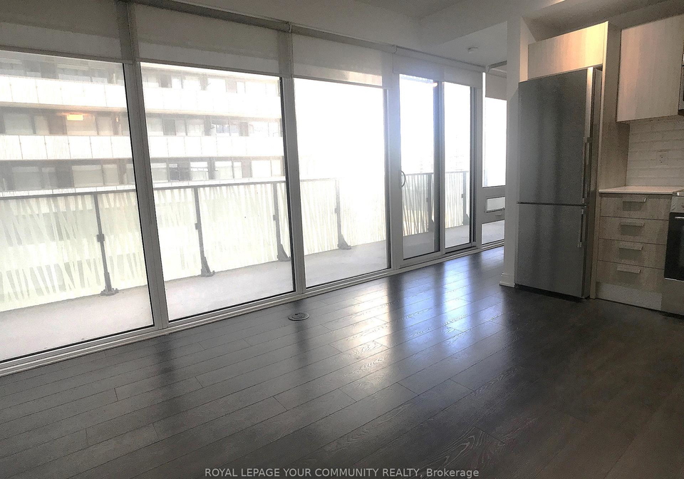 42-charles-street-e-toronto-ontario-c12563062