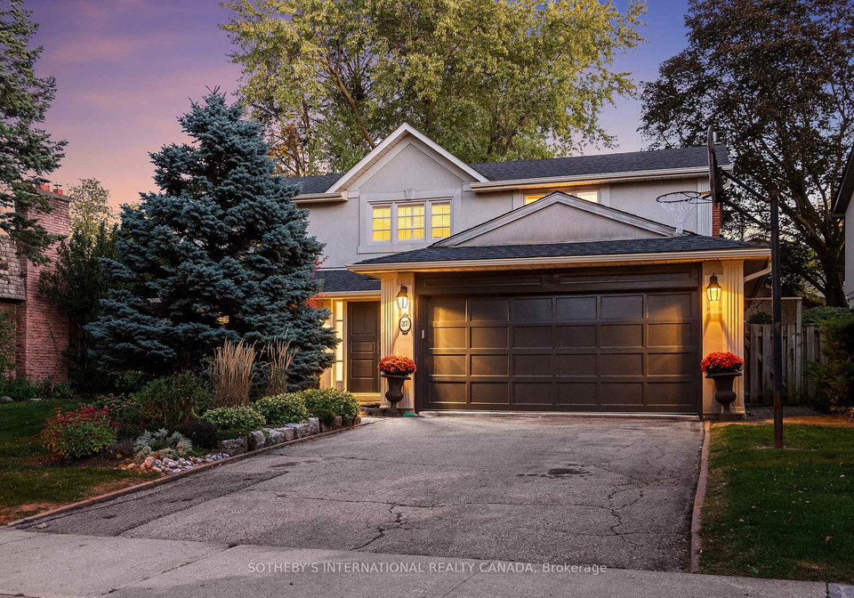 27-bamboo-grove-n-north-york-ontario-c12563238