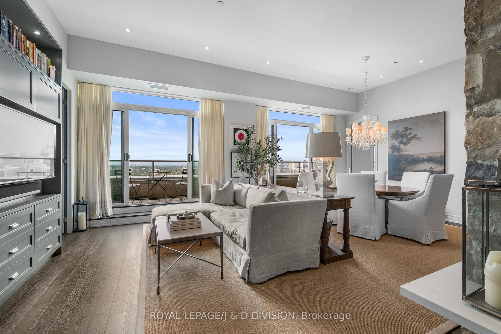 111-st-clair-avenue-w-toronto-ontario-c12563408