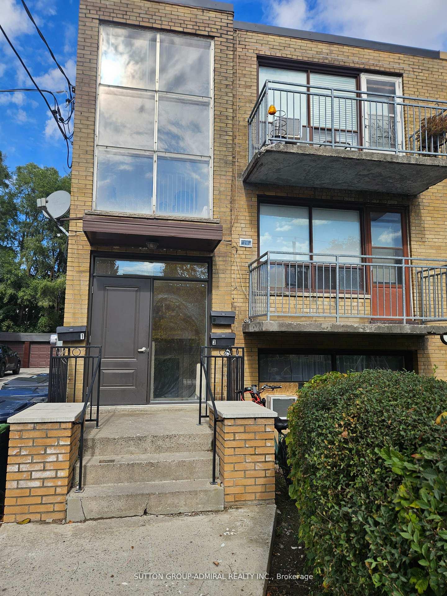 20-meadowbrook-road-toronto-ontario-c12563912