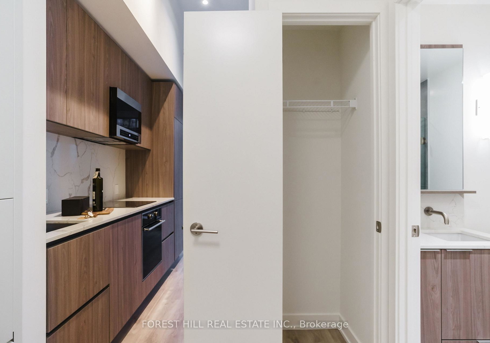 110-broadway-avenue-toronto-ontario-c12564130