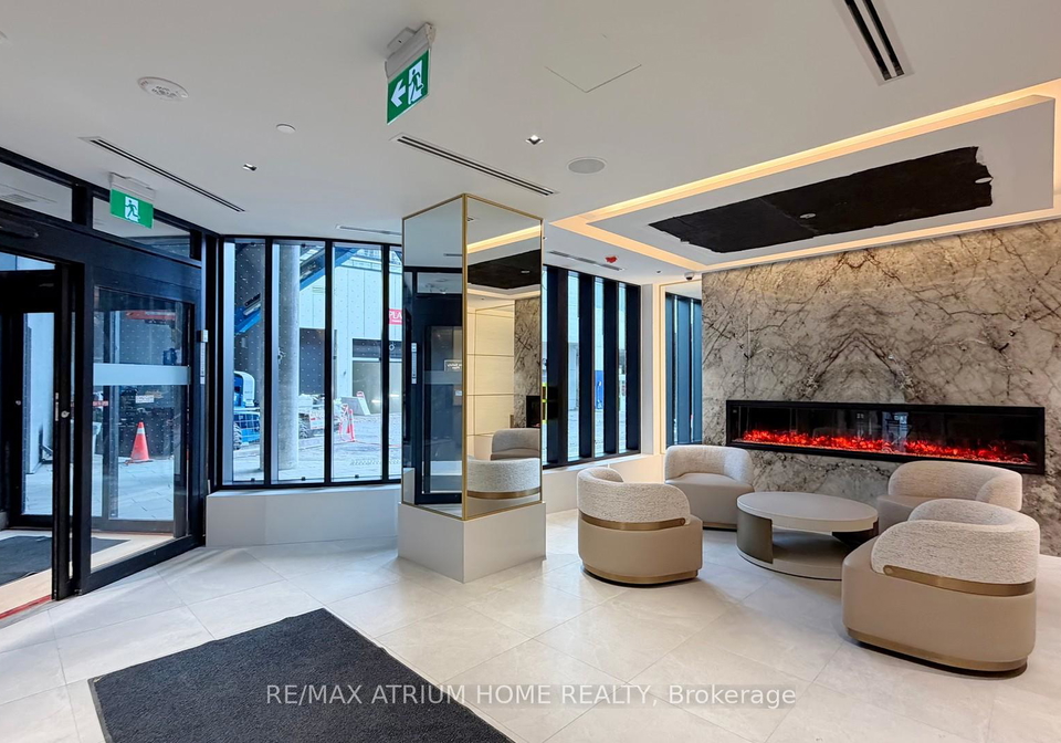 5858-yonge-street-toronto-ontario-c12564638