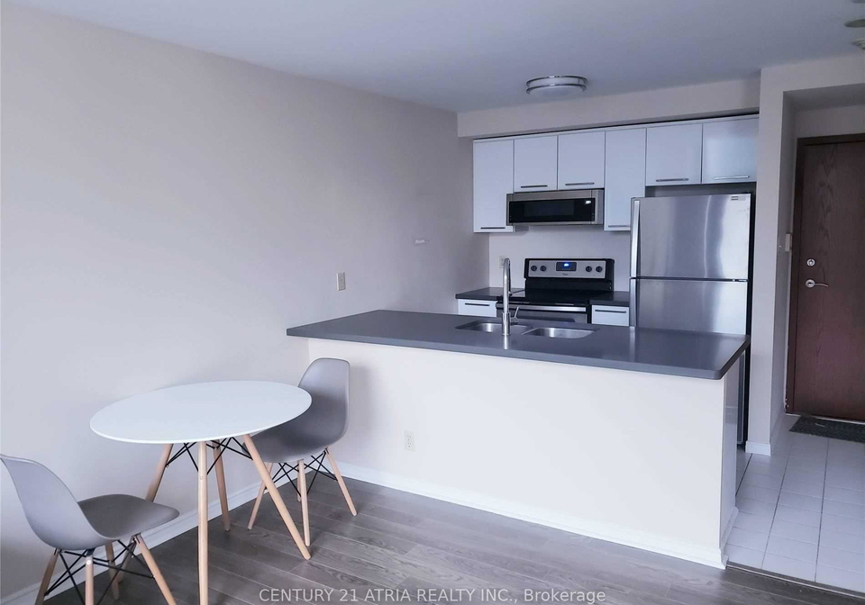 10-queens-quay-w-toronto-ontario-c12564800