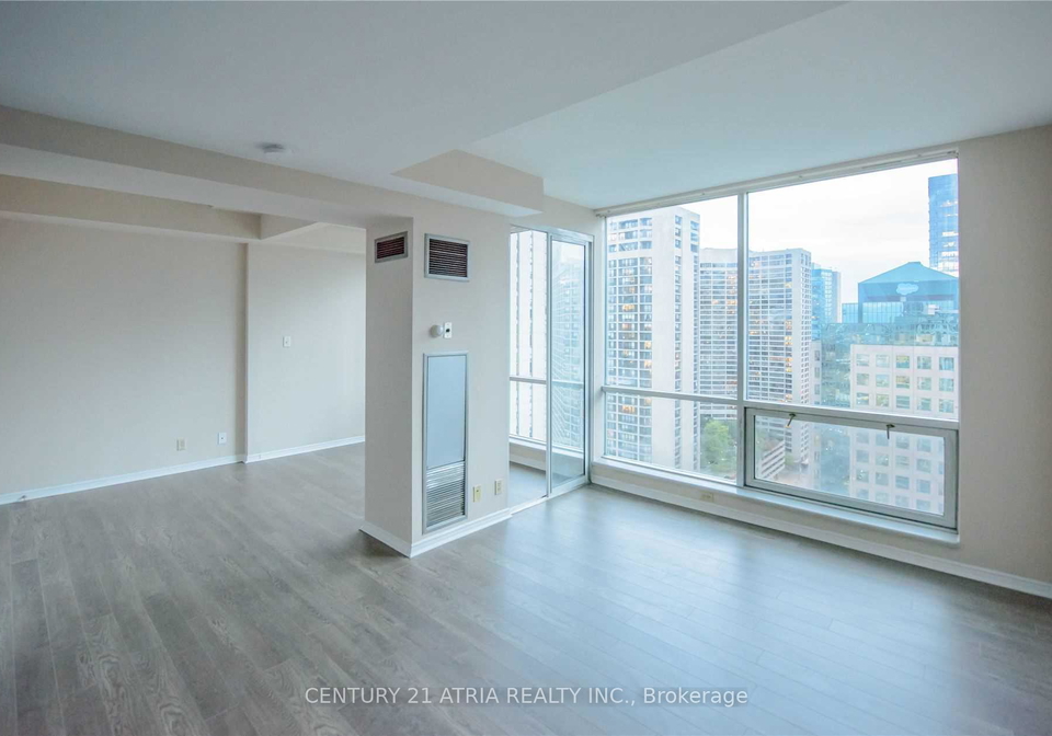 10-queens-quay-w-toronto-ontario-c12564800