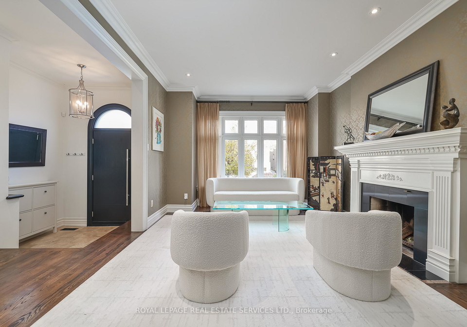 108-castlewood-drive-toronto-ontario-c12564836