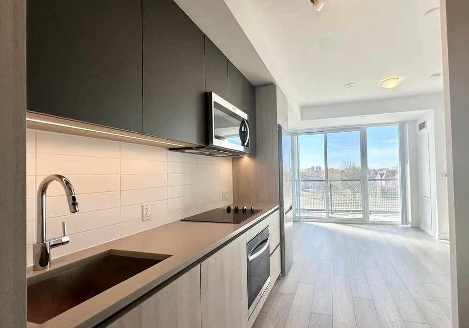 5858-yonge-street-toronto-ontario-c12565266