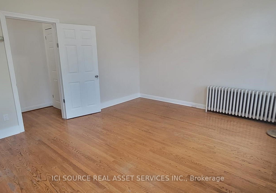 360-gerrard-street-e-toronto-ontario-c12565332