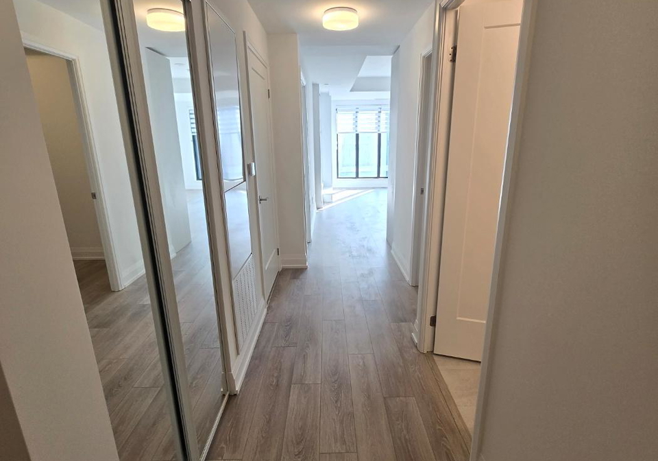 20-soudan-avenue-toronto-ontario-c12565580