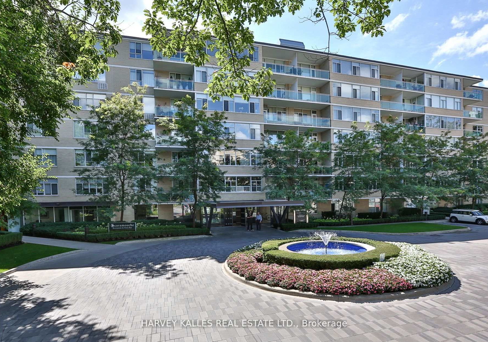 1-benvenuto-place-toronto-ontario-c12565736
