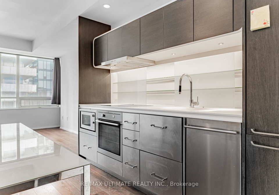 45-charles-street-e-toronto-ontario-c12565798
