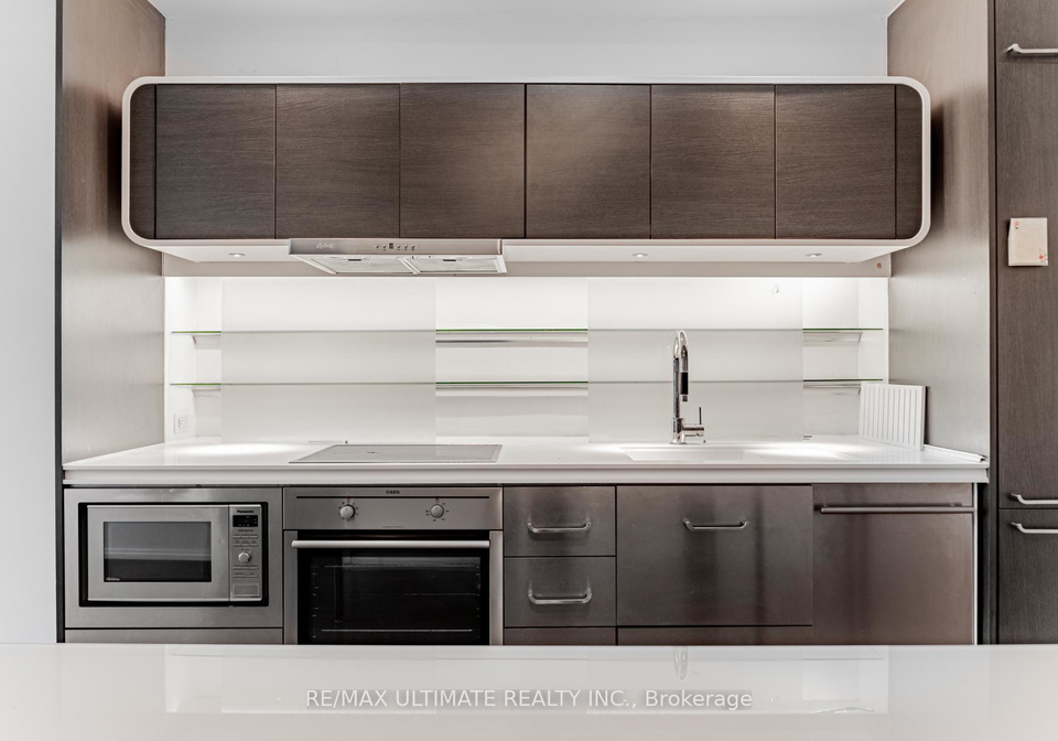 45-charles-street-e-toronto-ontario-c12565798