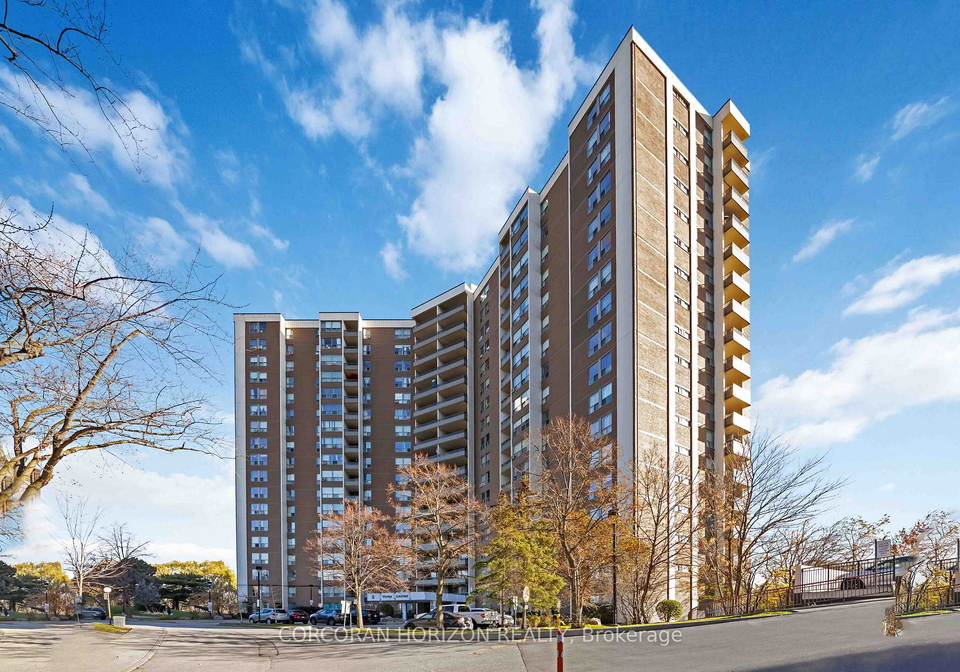 5-vicora-linkway-east-york-ontario-c12565962