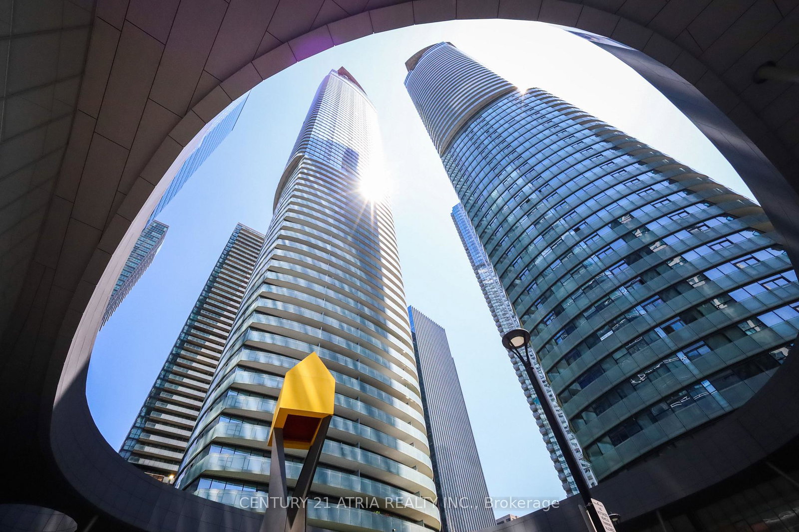 14-york-street-toronto-ontario-c12566352