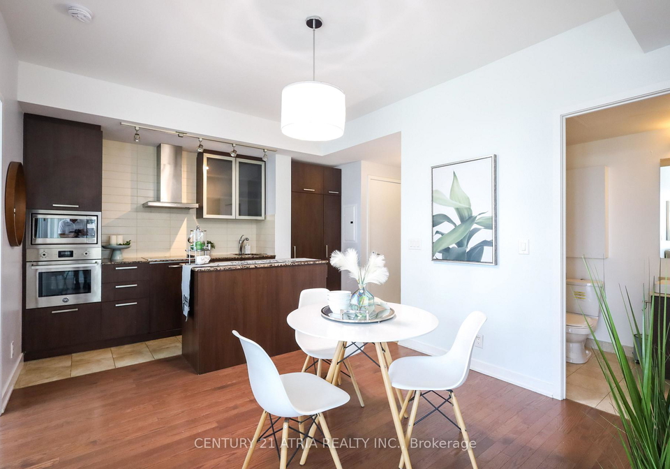 14-york-street-toronto-ontario-c12566352