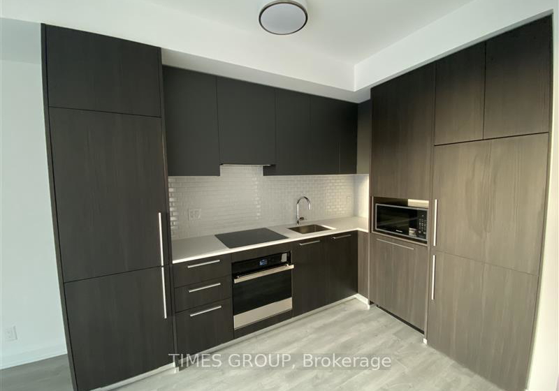 65-broadway-avenue-toronto-ontario-c12566480