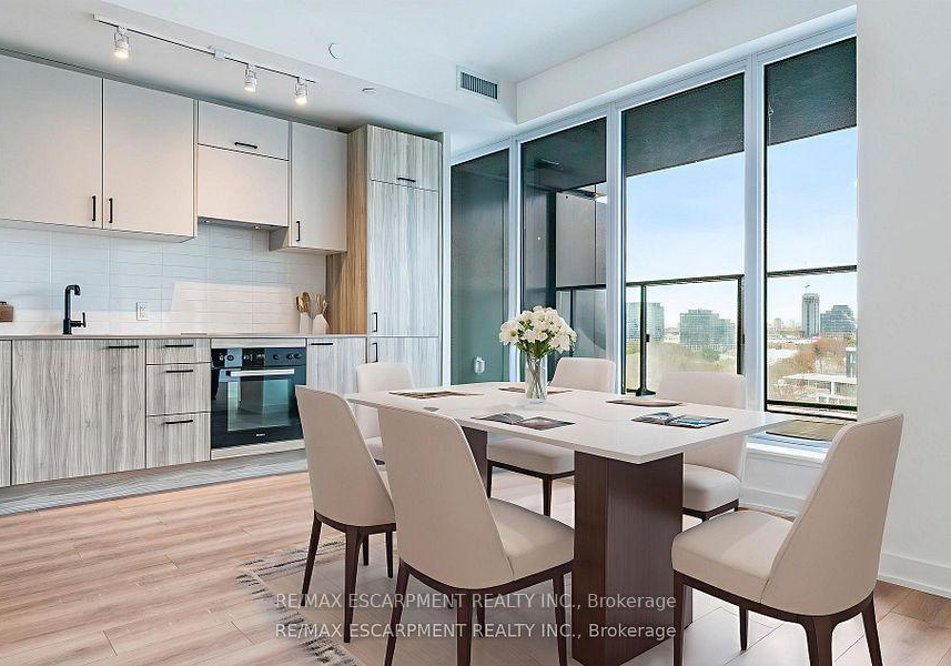 1-quarrington-lane-north-york-ontario-c12566522