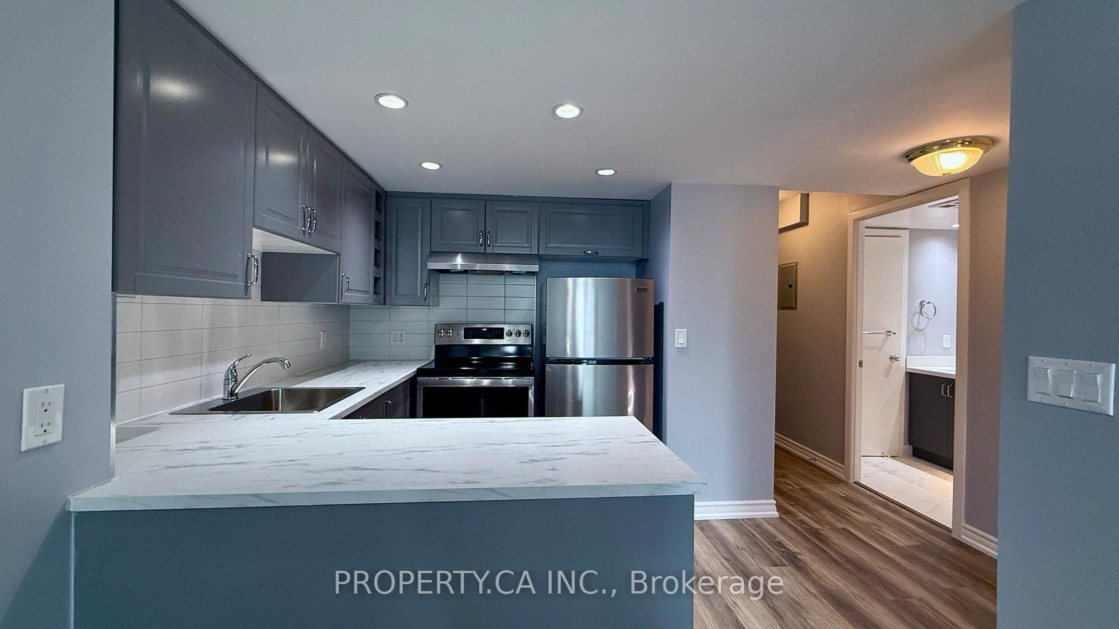 8-park-road-toronto-ontario-c12566612