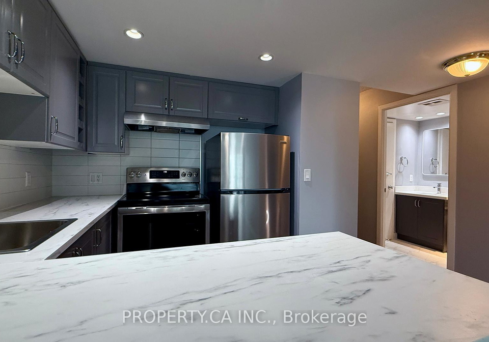 8-park-road-toronto-ontario-c12566612